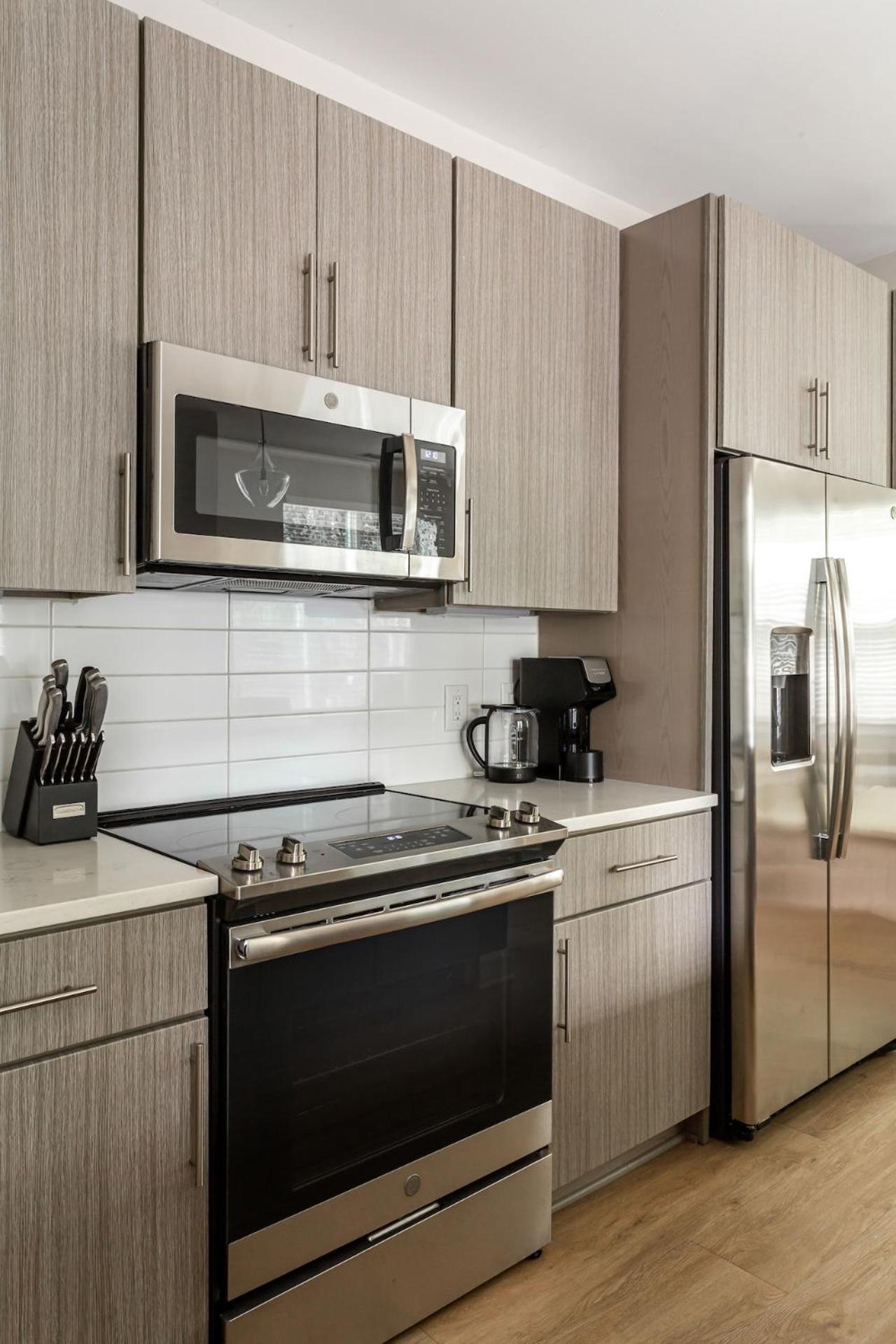 Kasa Freemorewest Charlotte Ruang foto